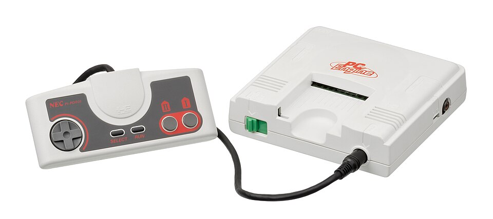 NEC PCエンジン本体とパッド